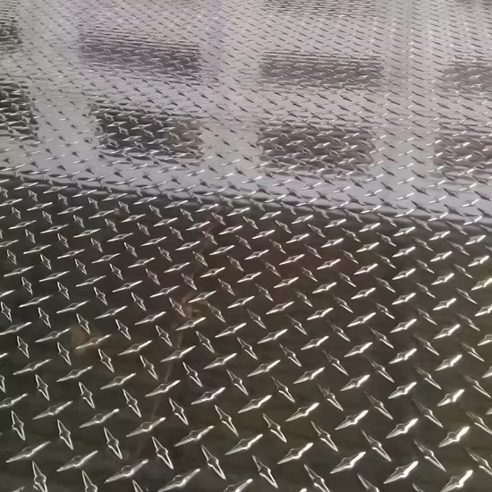 3003 Тисненый алюминиевый лист Тисненый алюминиевый лист с ромбовидным протектором Алюминиевая клетчатая пластина